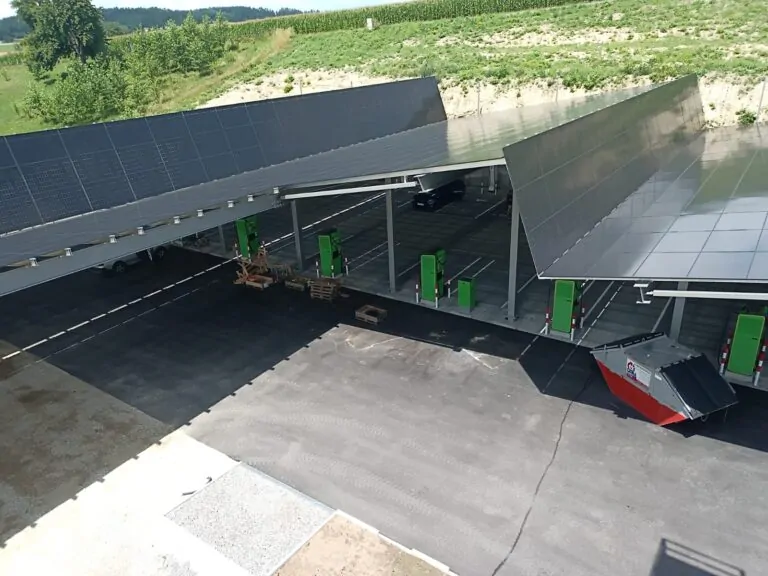Photovoltaik-Carport – Sonderanfertigung in Österreich 1 Photovoltaik-Carport – Sonderanfertigung in Österreich