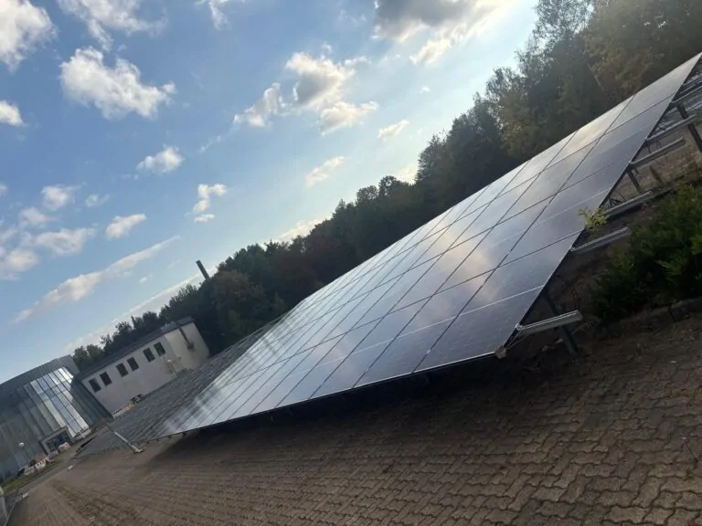 Photovoltaikprojekt ProSolar Tech LTD – Hameln, Deutschland 2 Photovoltaikprojekt ProSolar Tech LTD – Hameln, Deutschland